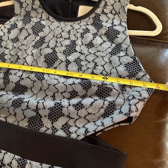 Alexis Maile Blue Lace Cutout Dress Sz small - Picture 8 of 8